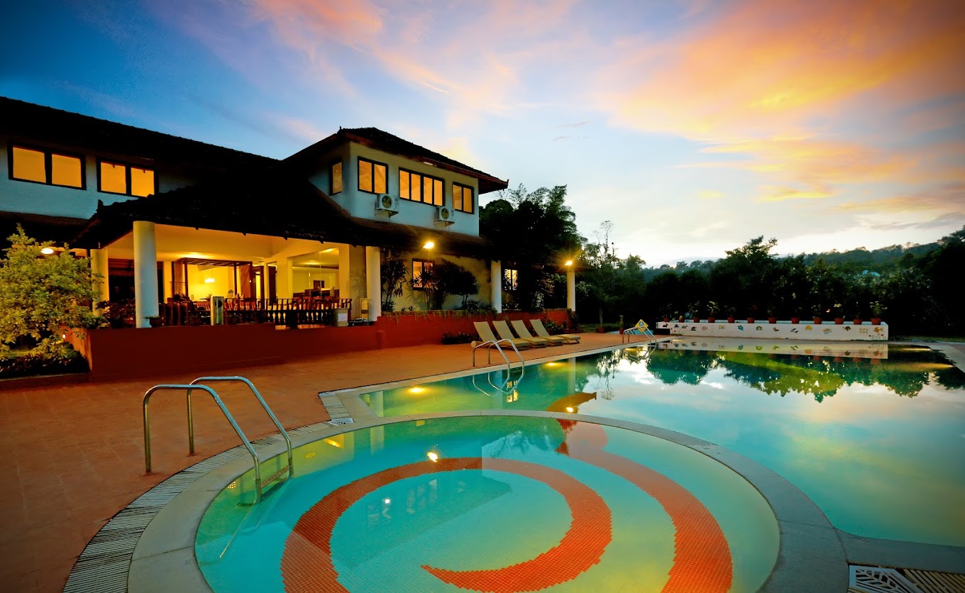 Kadkani River Resort